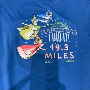 BNWT LRG runDisney Fairytale Challenge Finish Tee